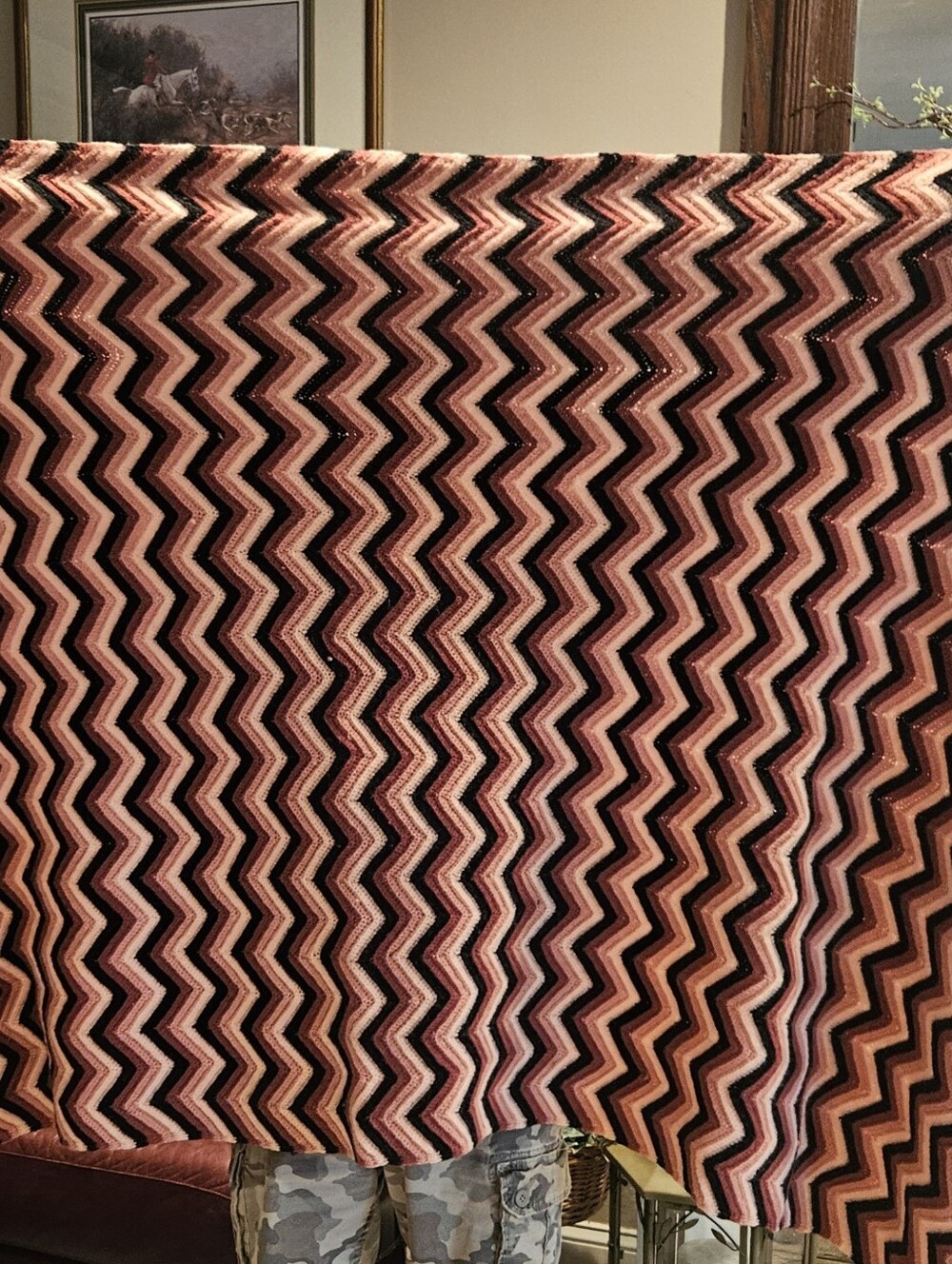 Rare Vintgage 70s Crochet Chevron Afghan Blanket XL 8x4ft Burgundy, Rose Black
